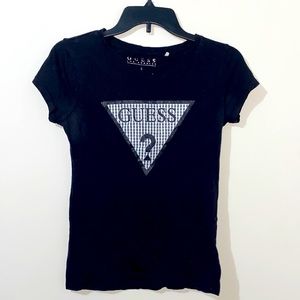 Super cute Guess shirt